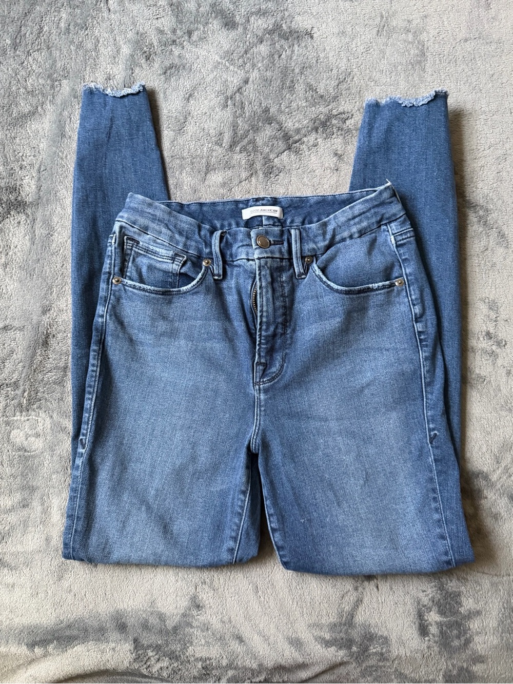 Good American Medium Blue High-Rise Skinny Jeans